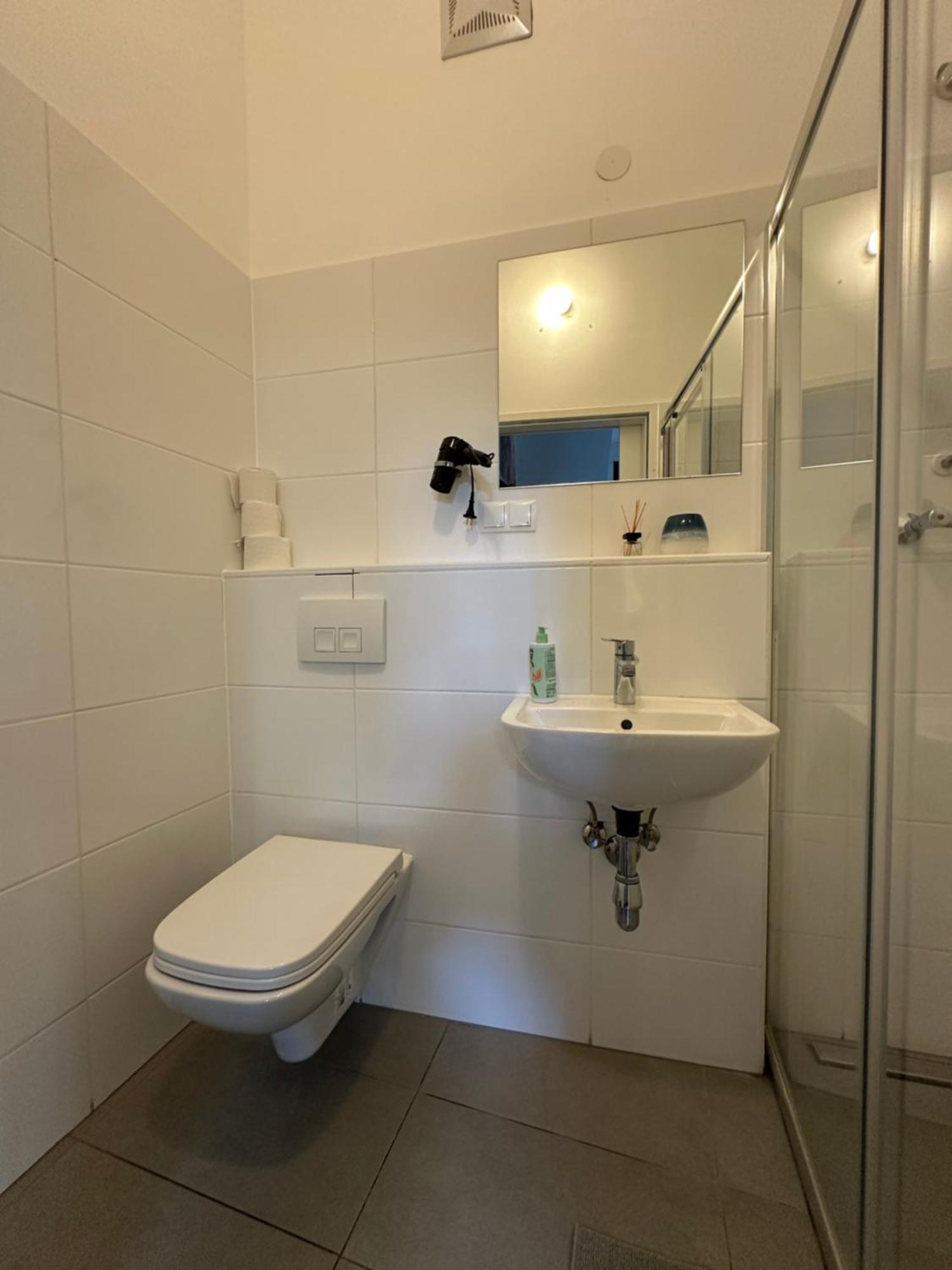 Housingplus Вена Экстерьер фото