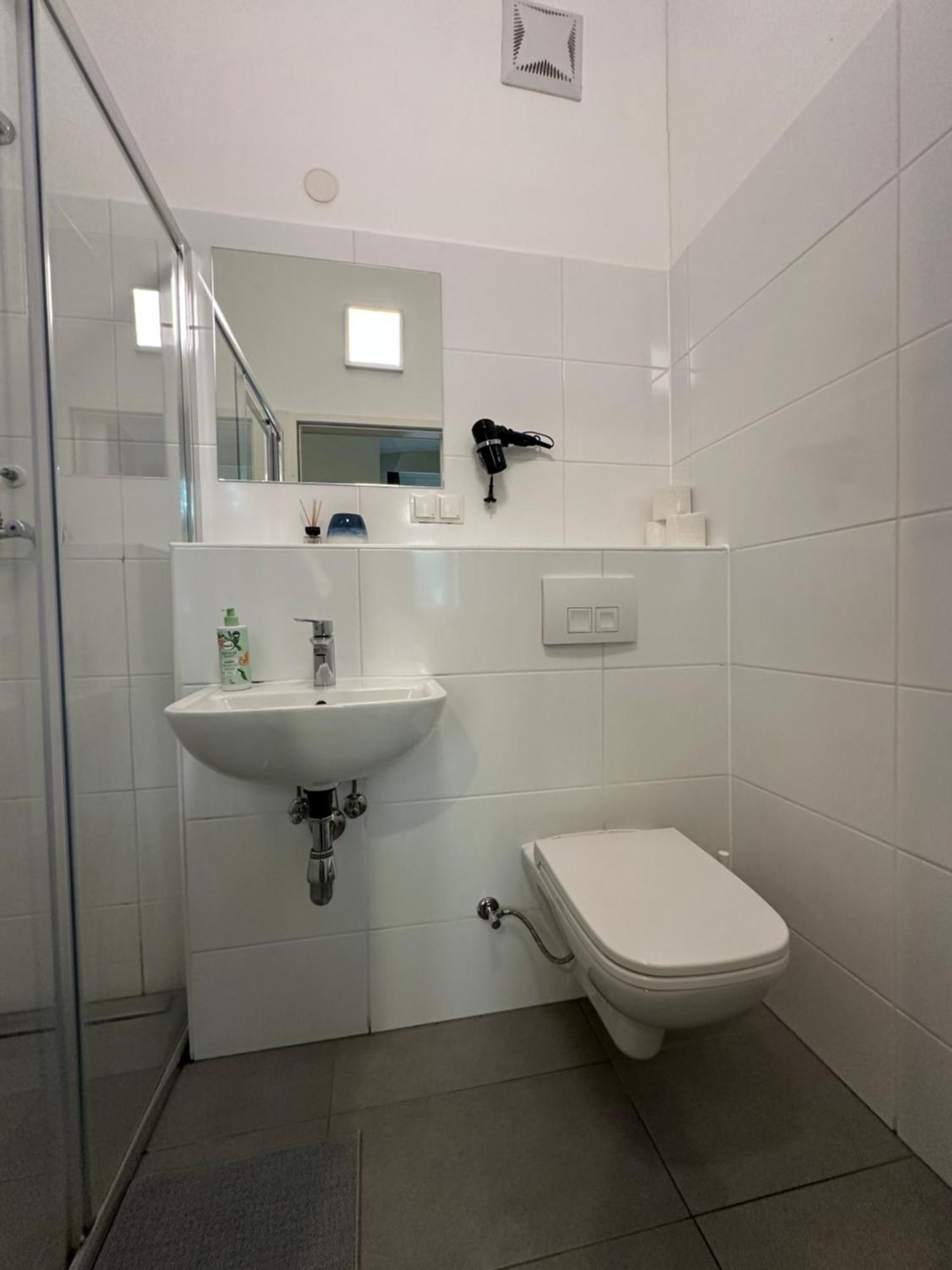 Housingplus Вена Экстерьер фото